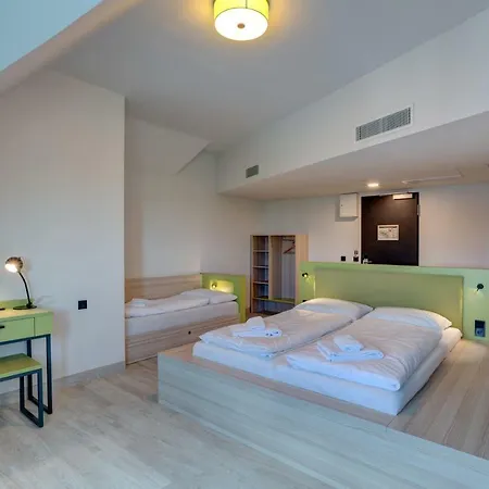 Meininger Olympiapark Szálloda München