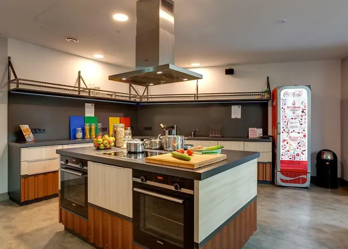 Hotel Meininger Olympiapark 3*