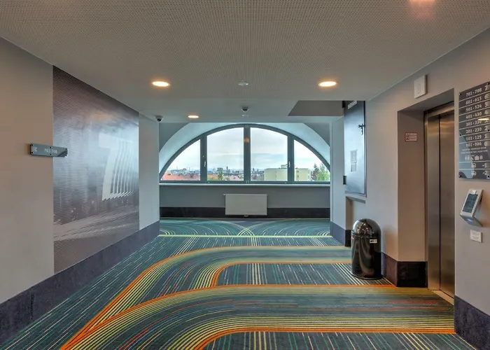 Meininger Olympiapark 3* München