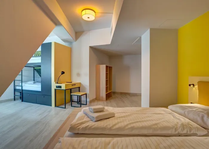 Meininger Olympiapark 3* München