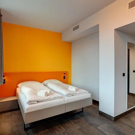 Hotell Meininger Olympiapark
