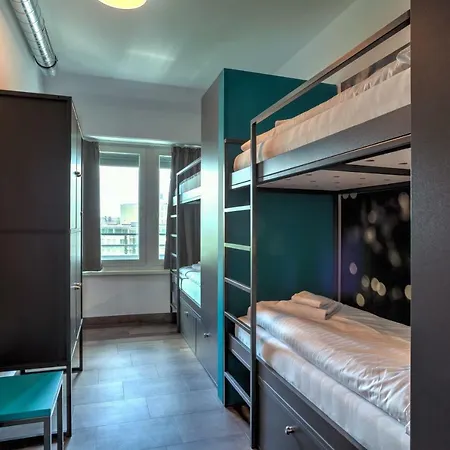 Meininger Olympiapark Otel 3*